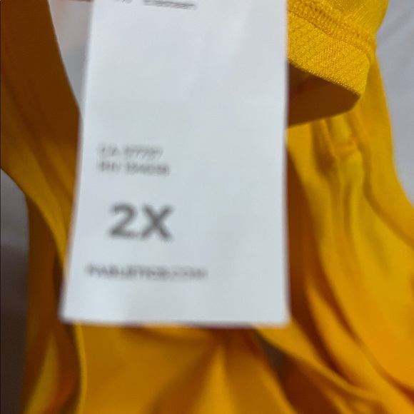 NWT Fabletics Racerback Tank - Picture 9 of 9
